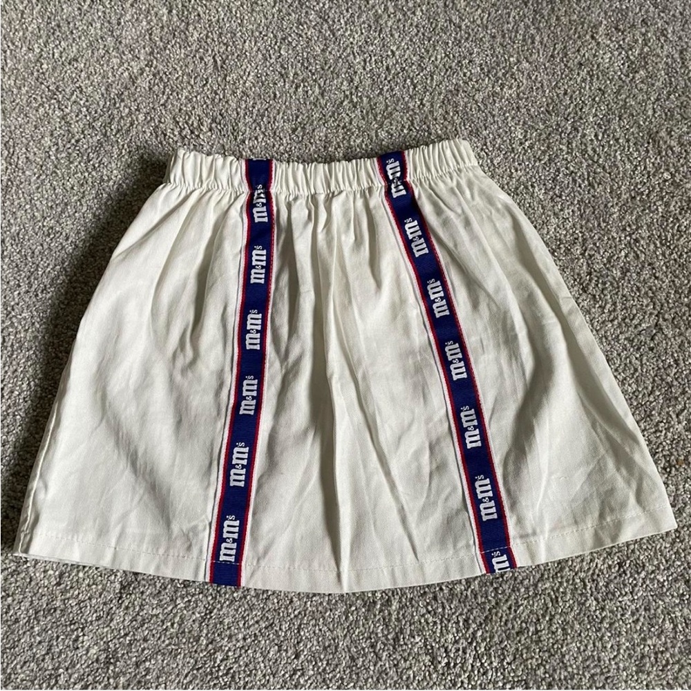 M&M’s mini skirt